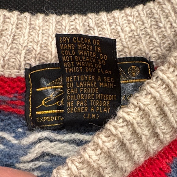 Eddie Bauer Beige Sweater with Blue and Red Pattern - Picture 3 of 5